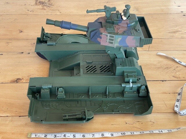 その他 MILITARY PLAYSET/MOTOR MAX Amazon.com: Motor Max Electronic Aircraft Carrier W/4