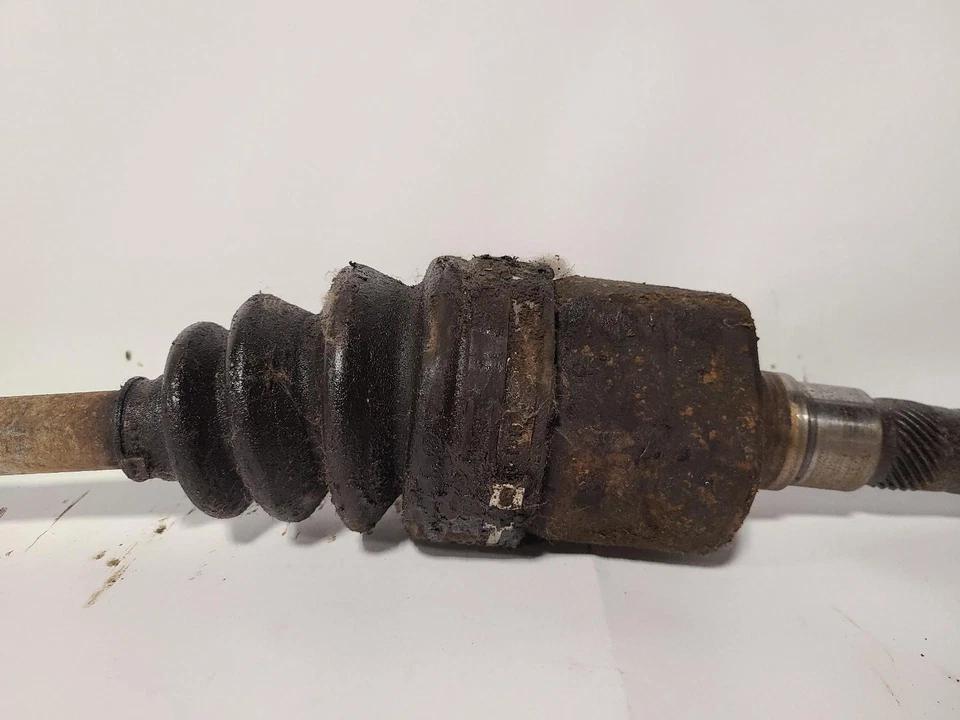 Used Front Right Drive Axle Shaft fits: 1999 Plymouth Voyager Front Axle R. FWD - Image 2 of 4