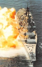 #H1151     U.S. MILITARY  SHIP   POSTCARD,  U.S.S.  " IOWA "