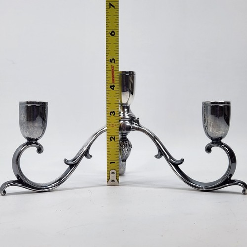REED & BARTON 1137 Silverplate 8 1/2"w x 4"h 4-Light Candelabra - Picture 8 of 9
