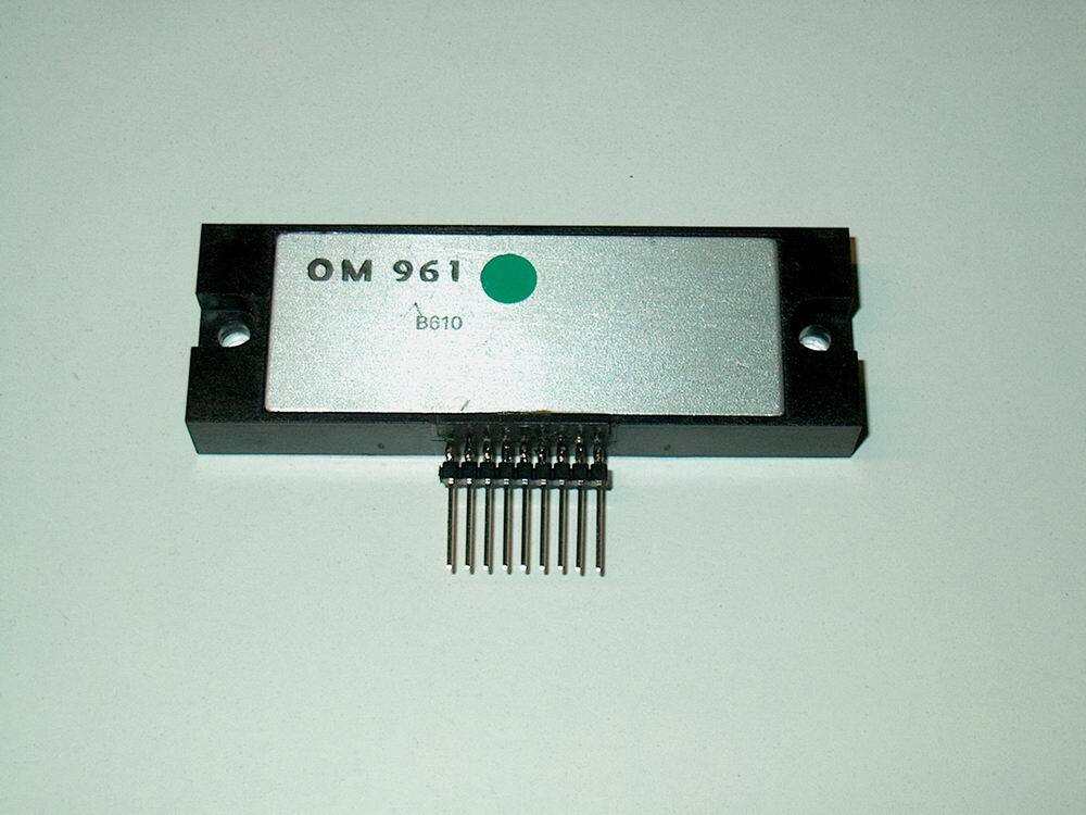 OM961 - Original Hybridverstärker Ersatzteil für Hi-Fi Componenten 