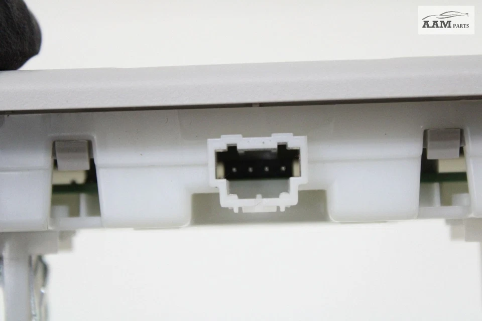 Chevrolet Traverse 2018-2023 techo trasero techo superior luz de cortesía OEM Foto 4 de 4