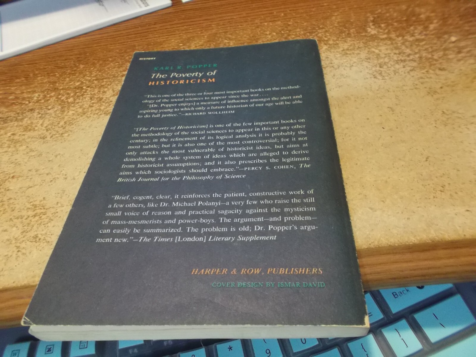 Foto 10 di 10