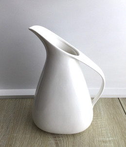 10 Strawberry Street White Modernist Clean Design Water Milk Pitcher Jug 10.25"