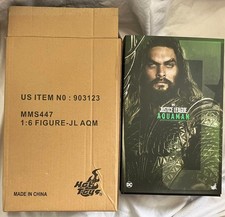 Justice League Aquaman Hot Toys 1:6 Collectible Figure MMS447 *BOXED W/ SHIPPER*