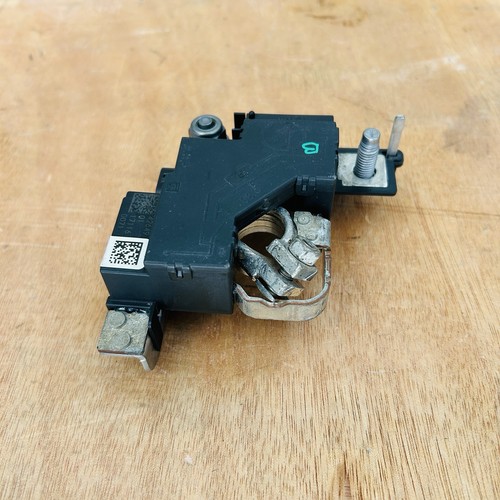 Genuine Mercedes OEM A45 CLA45 battery back up current limiter A2469067901 - Picture 3 of 5