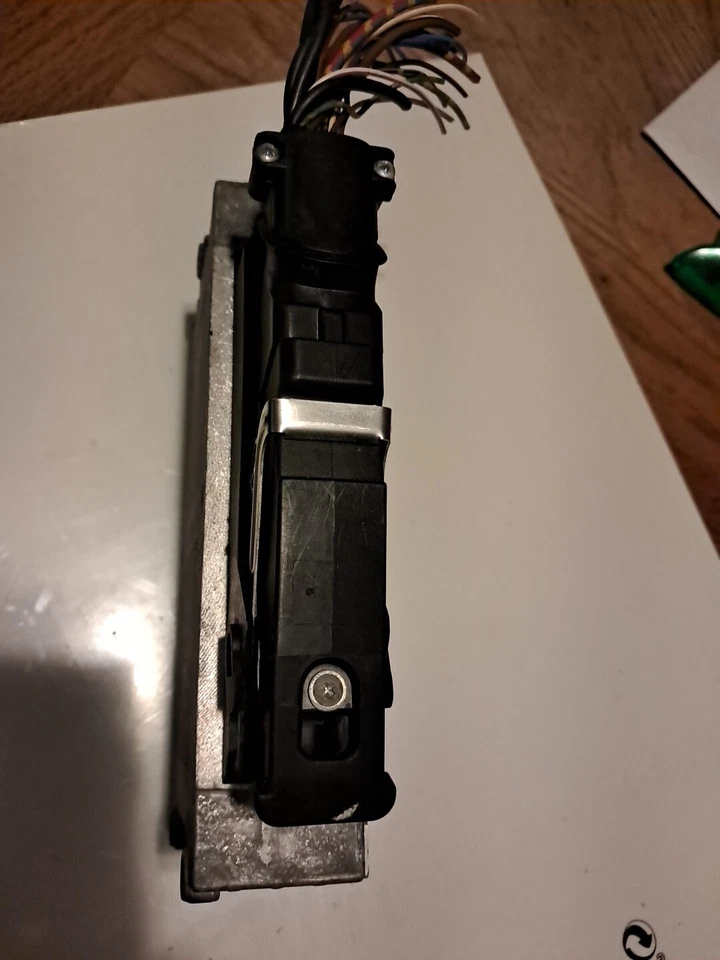 34.52-1 162 646 módulo de controle ABS terminal plugue incluído 1992-1996 BMW 318i 318 - Imagem 3 de 4