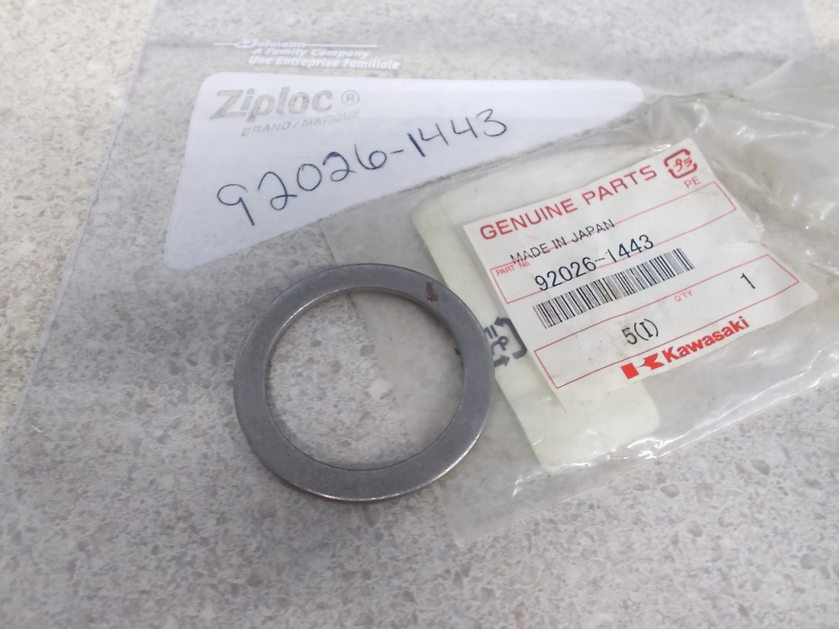 チャック・スペリー High Volume NOS OEM Kawasaki Fork Spacer 1994-2000 EX500 Ninja 92026-1443 | eBay