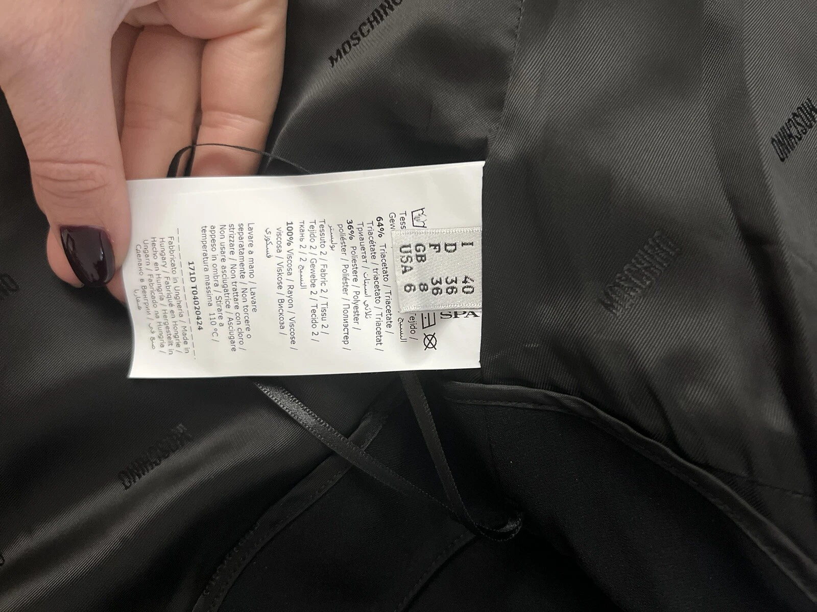 Abito MOSCHINO Couture Catena Collana Logo Nero 40 US 6 Nuovo con etichette $1055