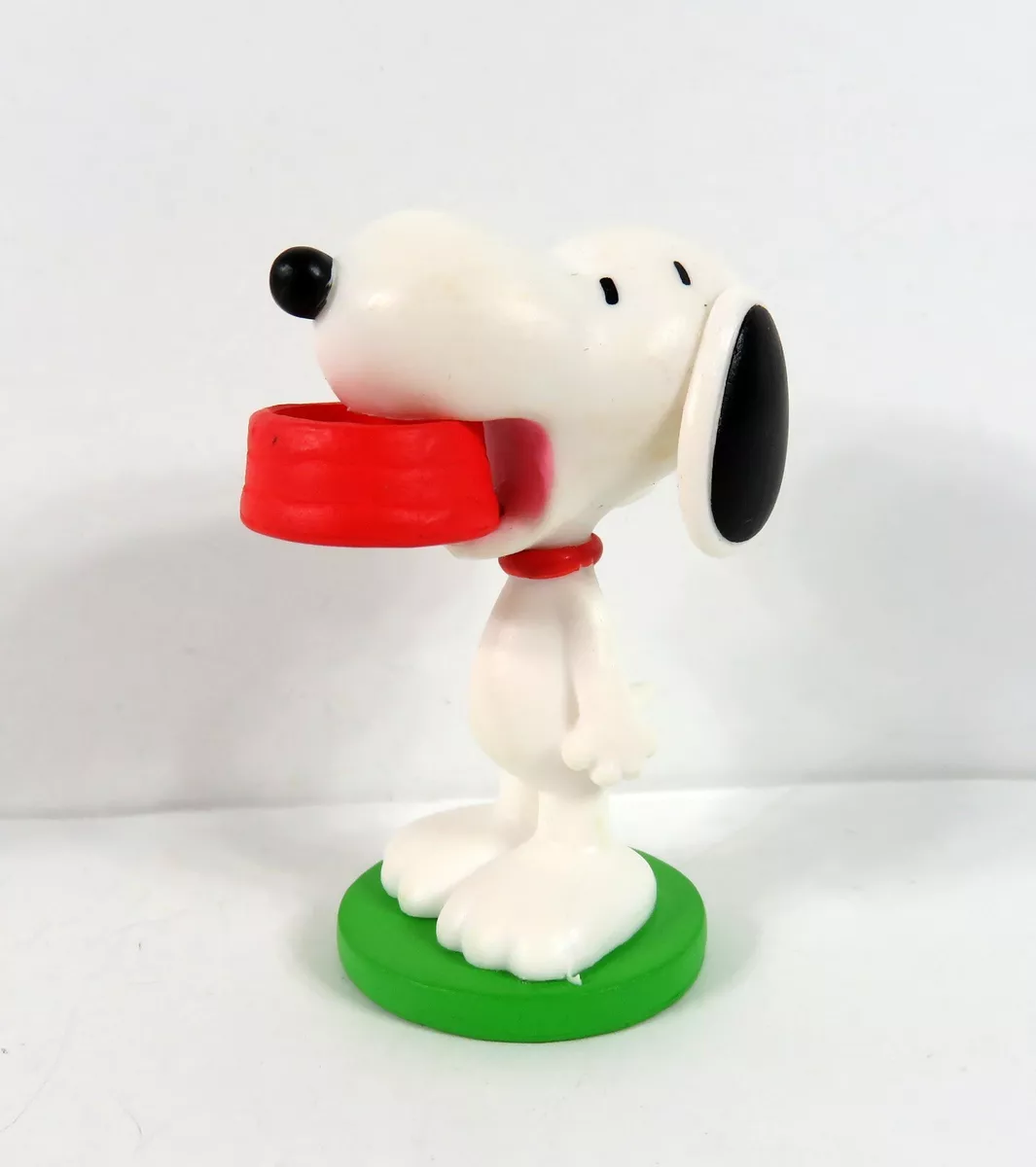 Peanuts Easter 2022 Collectible Mini Figures Rare Snoopy Figure