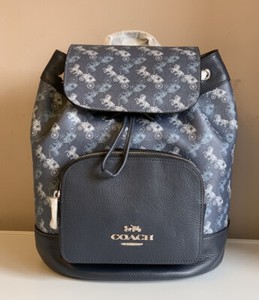coach jes backpack with horse and carriage print