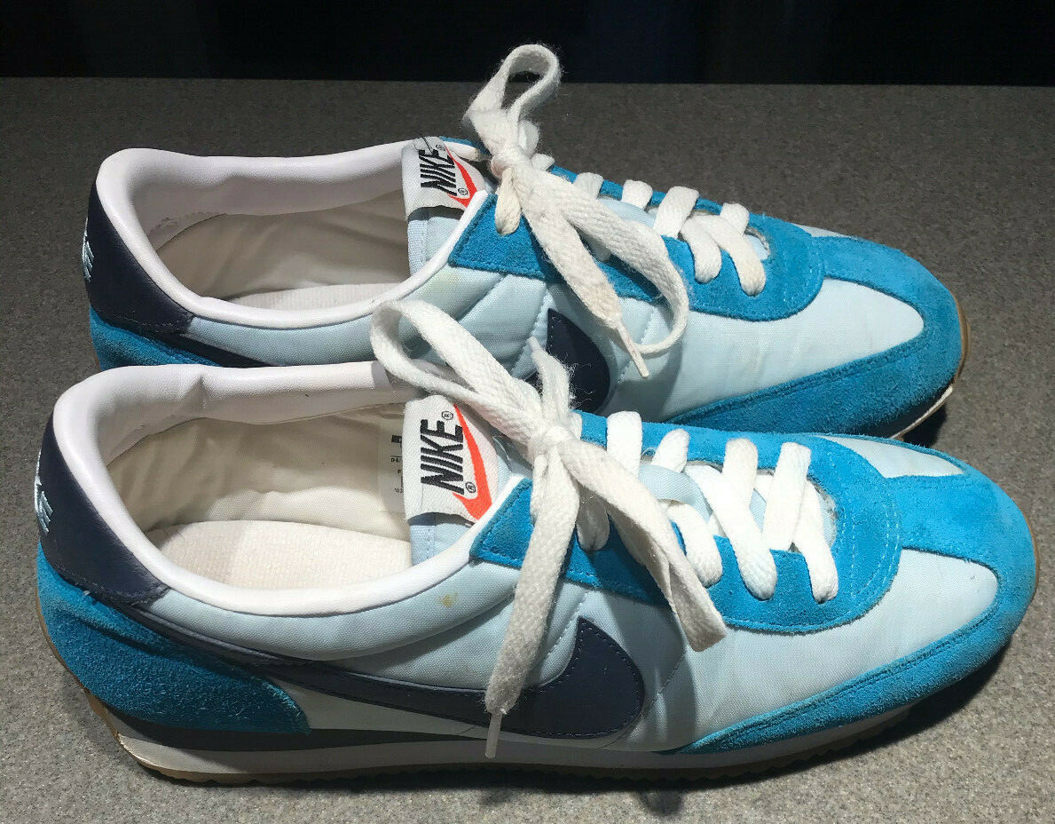 nike vintage style sneakers