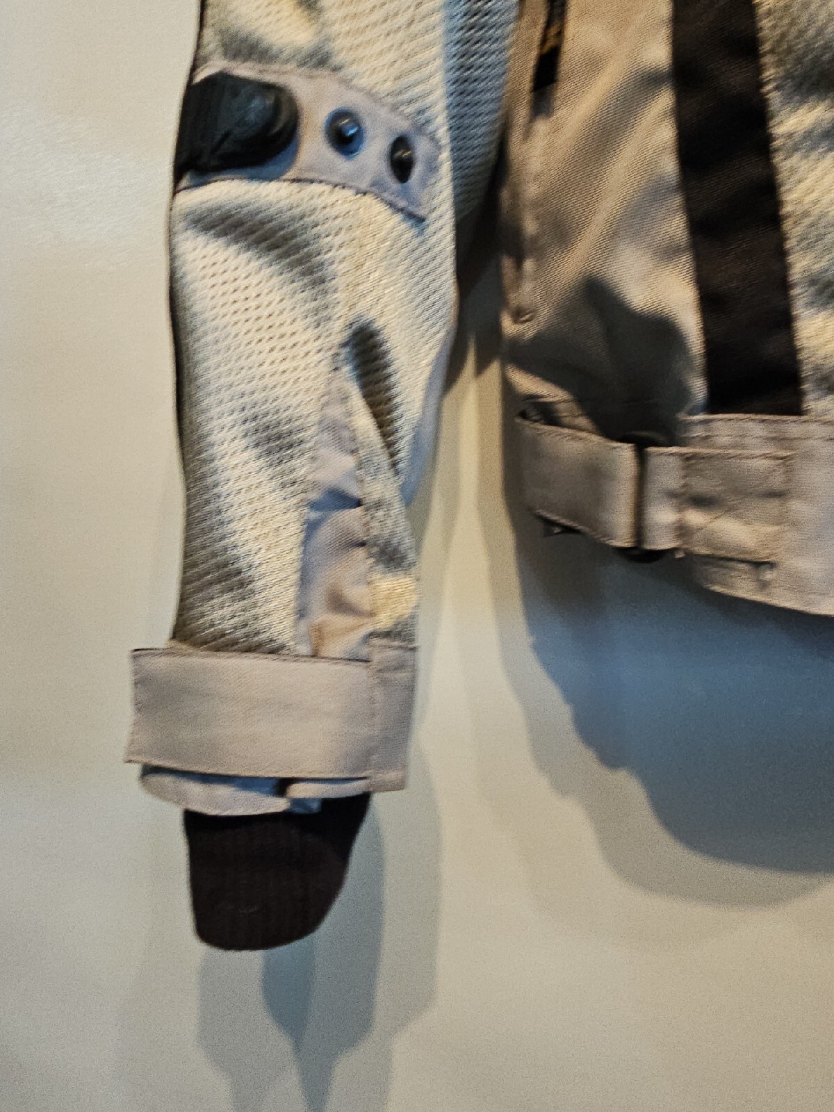 Picture 5 of 14