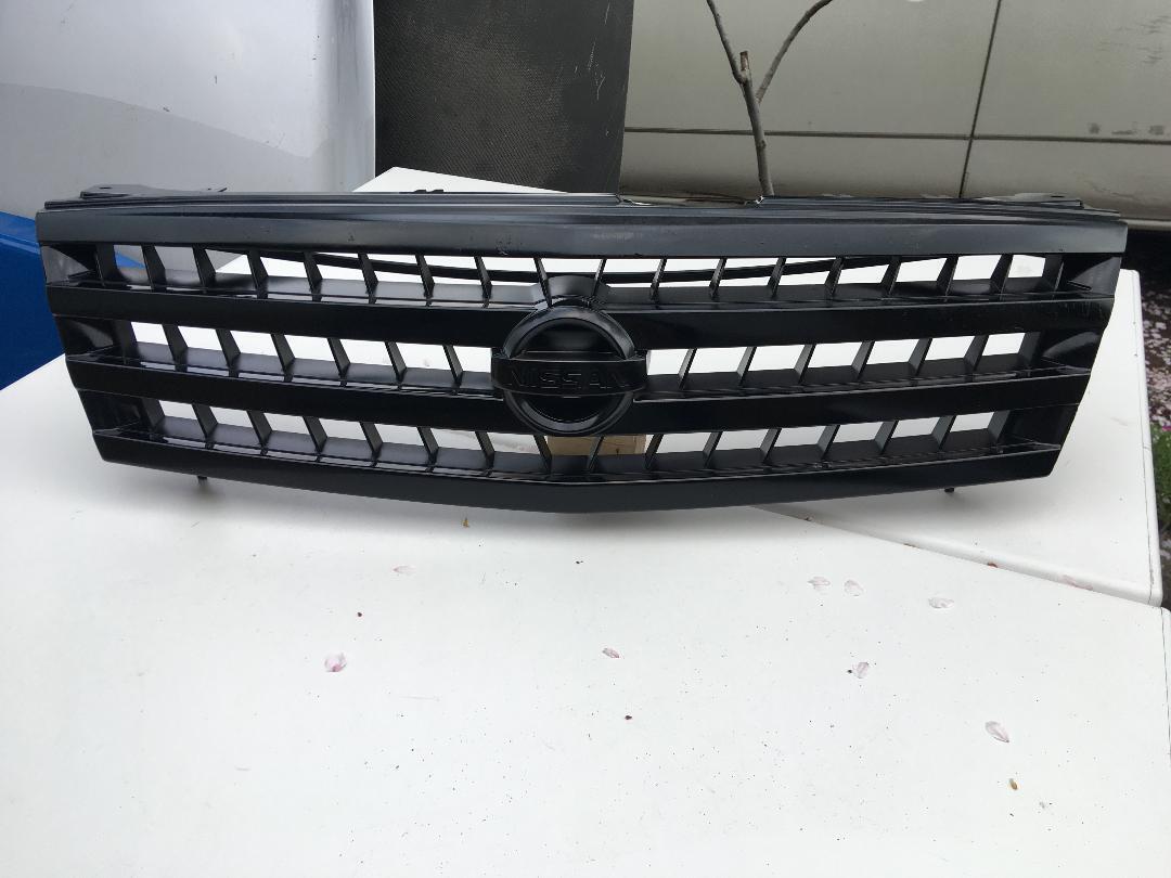 JDM Nissan Gloria Cedric Y34 Late Front Bumper Grill Grille Used