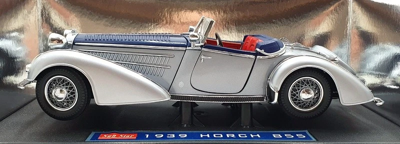 Sun Star escala 1/18 Diecast 2403 - 1939 Horch 855 Roadster - plateado/azul Foto 3 de 4