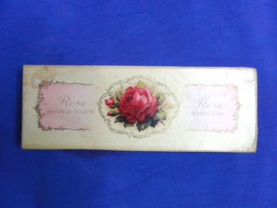 VINTAGE ROSE BEAUTY WRAPPED SOAP CAKES ORIGINAL BOX PARFUMERIE BERLIN GERMANY