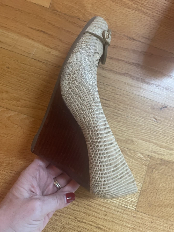 Tory Burch Sally Peep-Toe Wedge Size 6.5 - Image 3 of 4