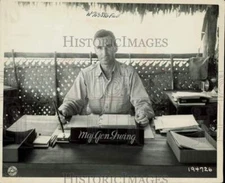 1944 Press Photo Major General Fred A. Irving stationed in New Guinea