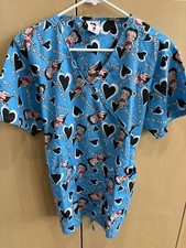 Scrub Top Betty Boop Heart Theme Womens Size Medium All Over Print Blue