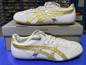 onitsuka whizzer