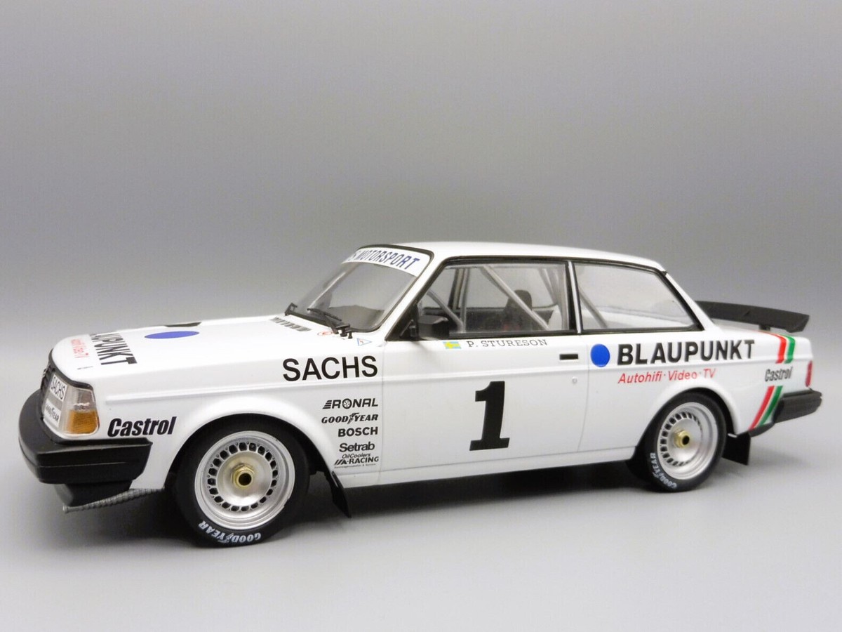 VOLVO 240 TURBO #1 DTM 1986 ZOLDER BERGISCHER LOWE IXO