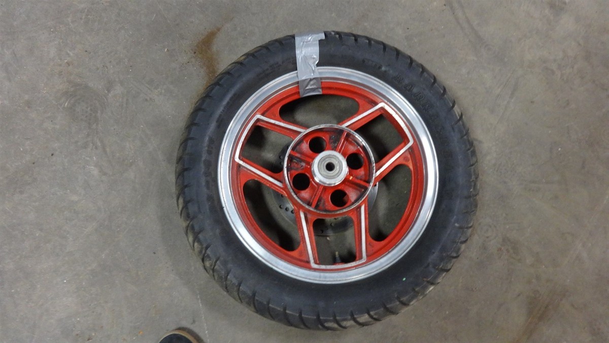 かりお 1990 Kawasaki ZX600C Ninja ZX 600 R K483. rear wheel rim