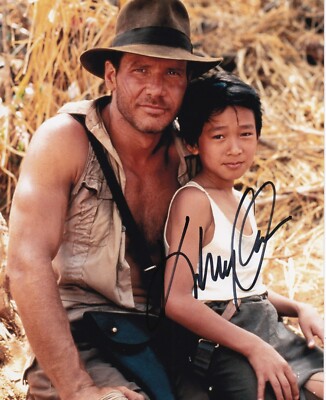 KE HUY QUAN signed Autogramm 20x25cm INDIANA JONES in Person autograph COA