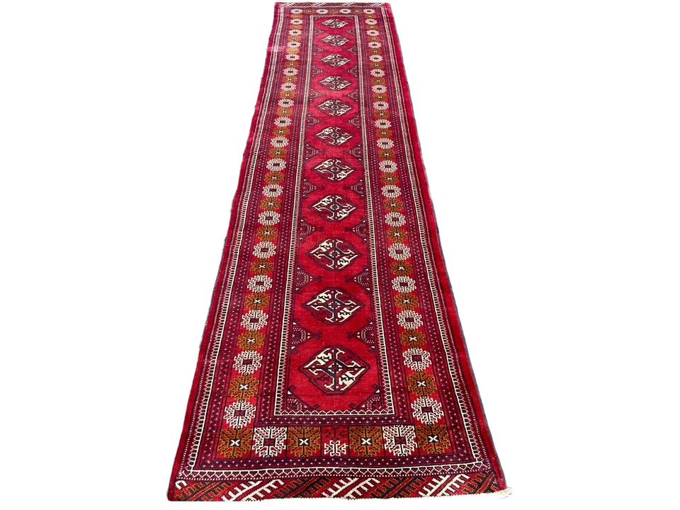 VINTAGE TEKKE RUNNER, HAND MADE HALLWAY RED TURKOMAN RUG CARPET (12FT X 3FT) - Image 3 of 4