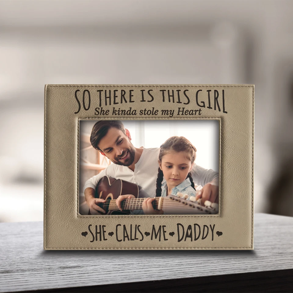 Así que hay esta chica que me robó el corazón, me llama día del papá Foto 2 de 4