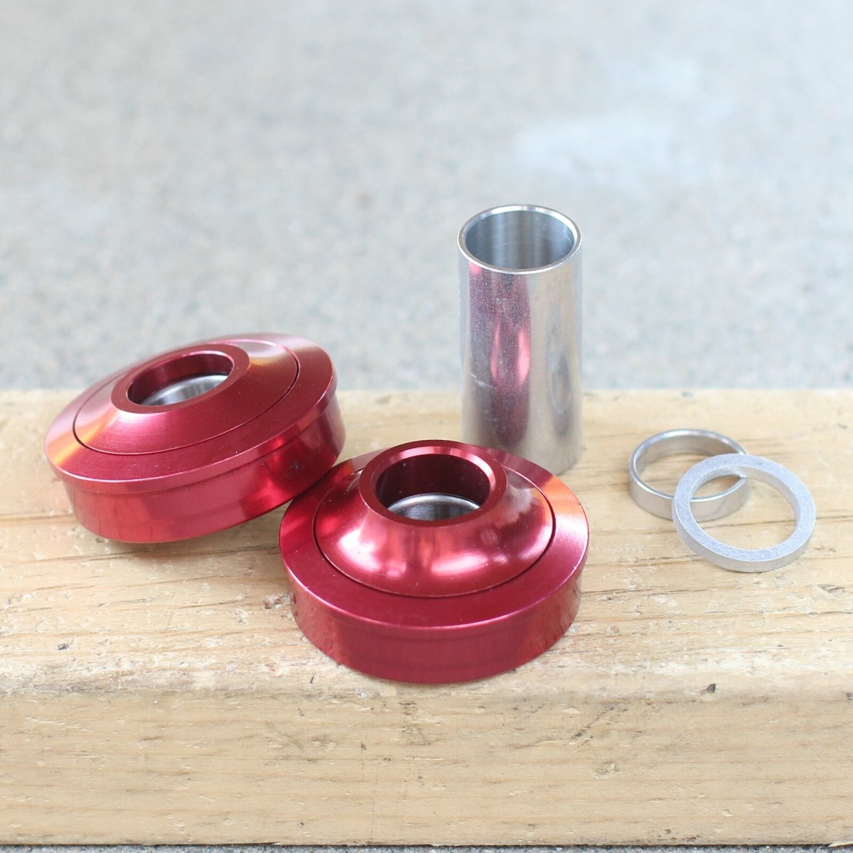 PROFILE RACING BMX AMERICAN BOTTOM BRACKET KIT RED 19mm SEALED