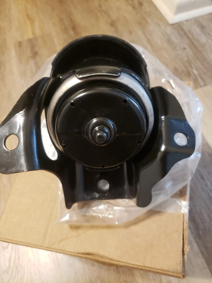 Genuine Engine Mount Right Side GM 2015-21 Chevy Colorado GMC Canyon 3.6L — 第 2/4 张图片