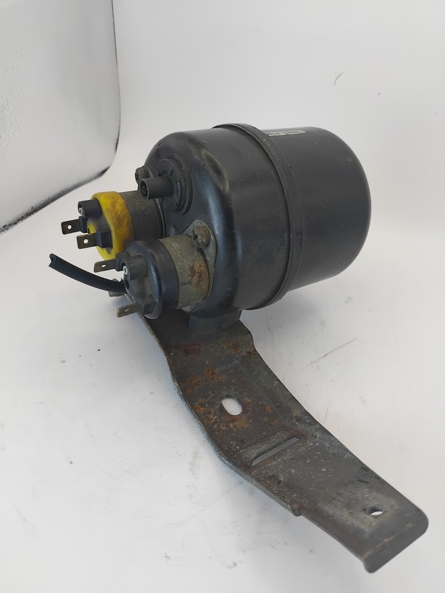 1979-1983 Datsun Nissan 280ZX Complete Vacuum Tank Pump