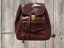 Giudi womens leather Backpack