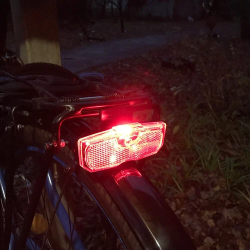 Fahrrad Fahrrad Rücklicht Rot Sicherheit für Gepäckträger Gepäckträger Werkzeug Neu - Bild 10 von 10