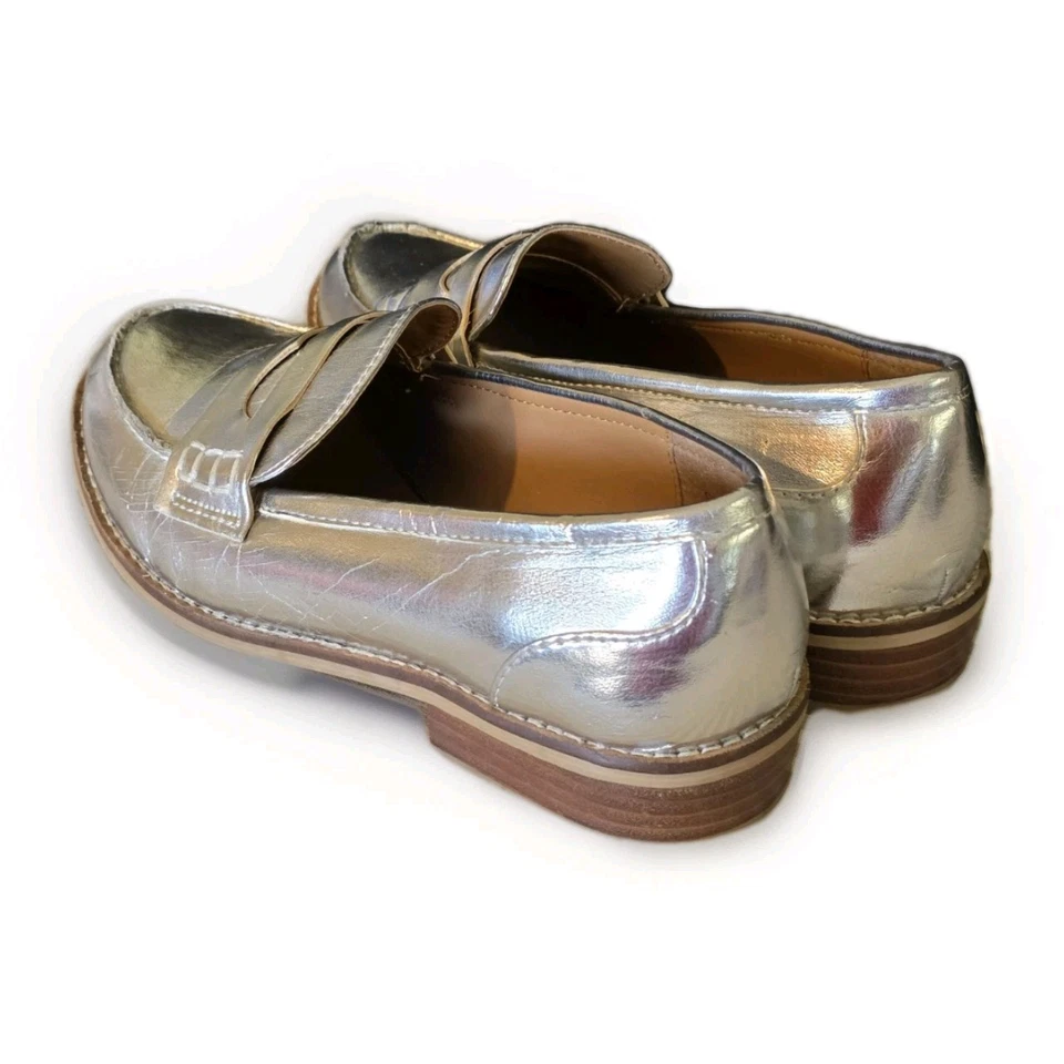 Steve Madden Leedan silver penny loafers NWT womens size 8 - Image 2 of 4