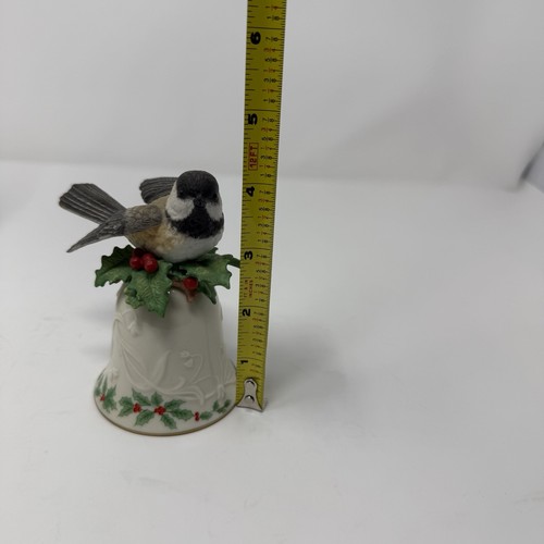 Lenox Black Capped Chickadee Bird 1991 Fine Porcelain Figurine Bell w/box - Picture 7 of 7