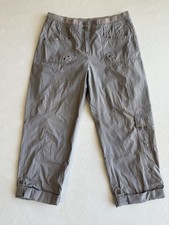 Chicos Women s Capri Cargo Pockets Roll Tab Gray Casual Mid Rise Pants Sz 1