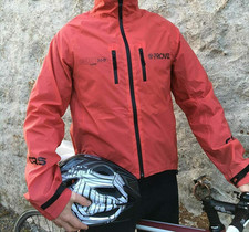 Proviz REFLECT360 CRS Hi Viz Reflective Waterproof Cycling Jacket Red 10