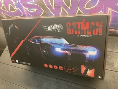Mattel Creations Hot Wheels RC The Batman FERNBEDIENUNG Batmobile 1:10