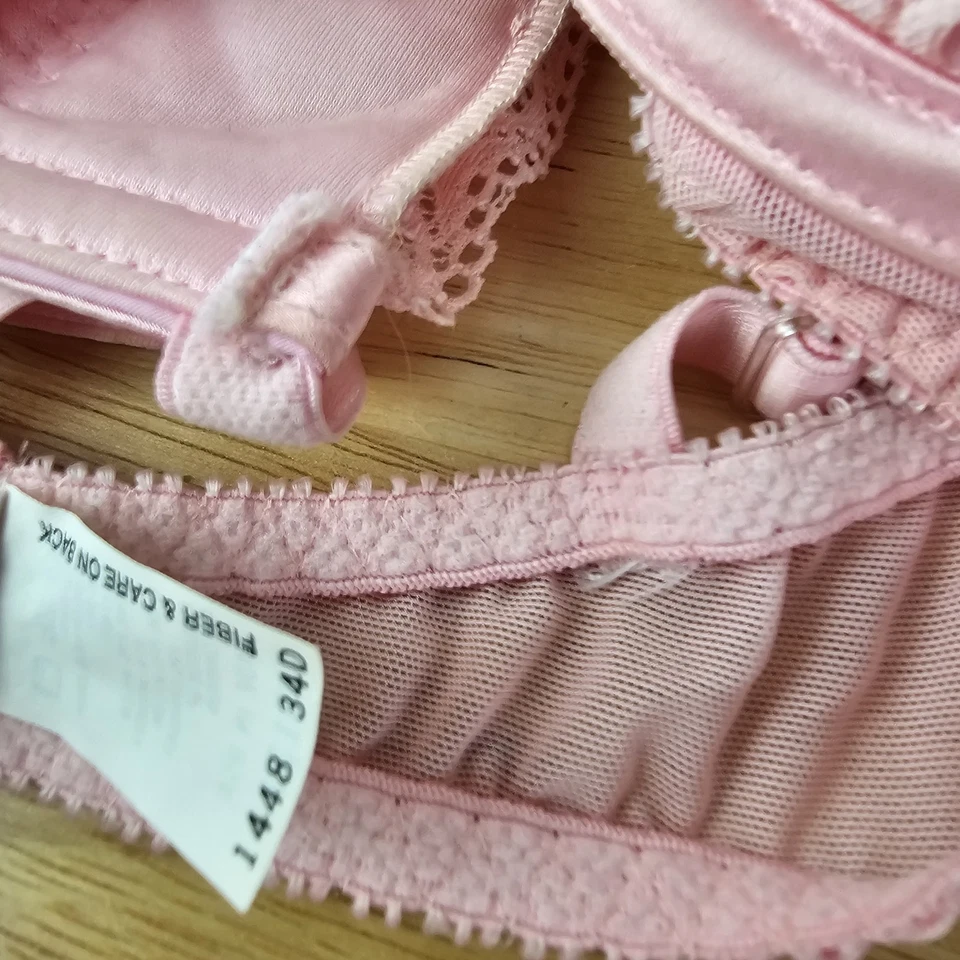 Sujetador push up Frederick's Of Hollywood para mujer rosa de encaje con tiras talla 34D Foto 3 de 4