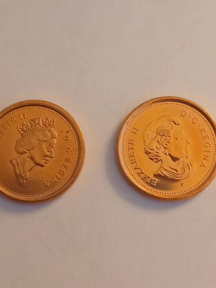 2  Different 2003 Canada Cents 1 Steel and 1 Uncirculated p mint  - Image 4 of 4