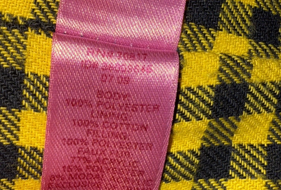 РОЗОВЫЙ Victoria's Secret университетский U из M искусственного меха пуховик жилет размер средний - Изображение 4 из 4