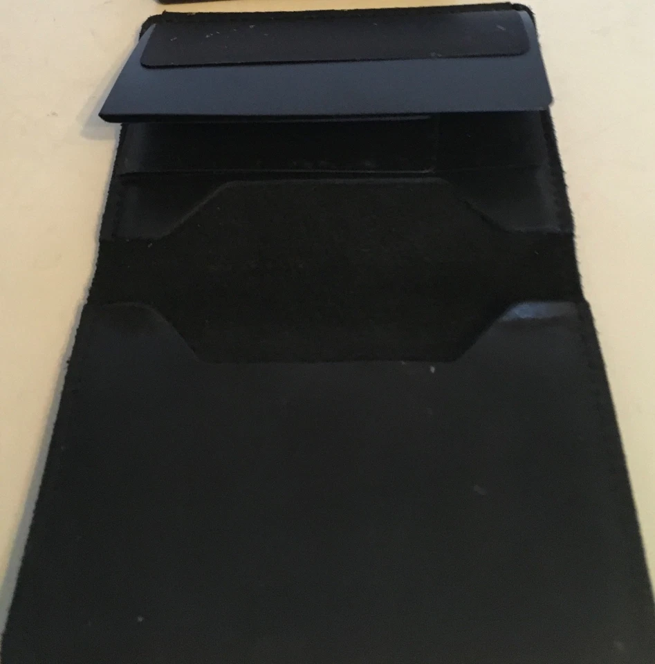 Sacrid Vintage Black Bifold Mini Wallet NIB BF - Image 4 of 4