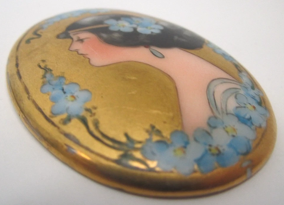 古董手绘瓷牌签名“EMH”。 Pretty Lady — 第 2/4 张图片