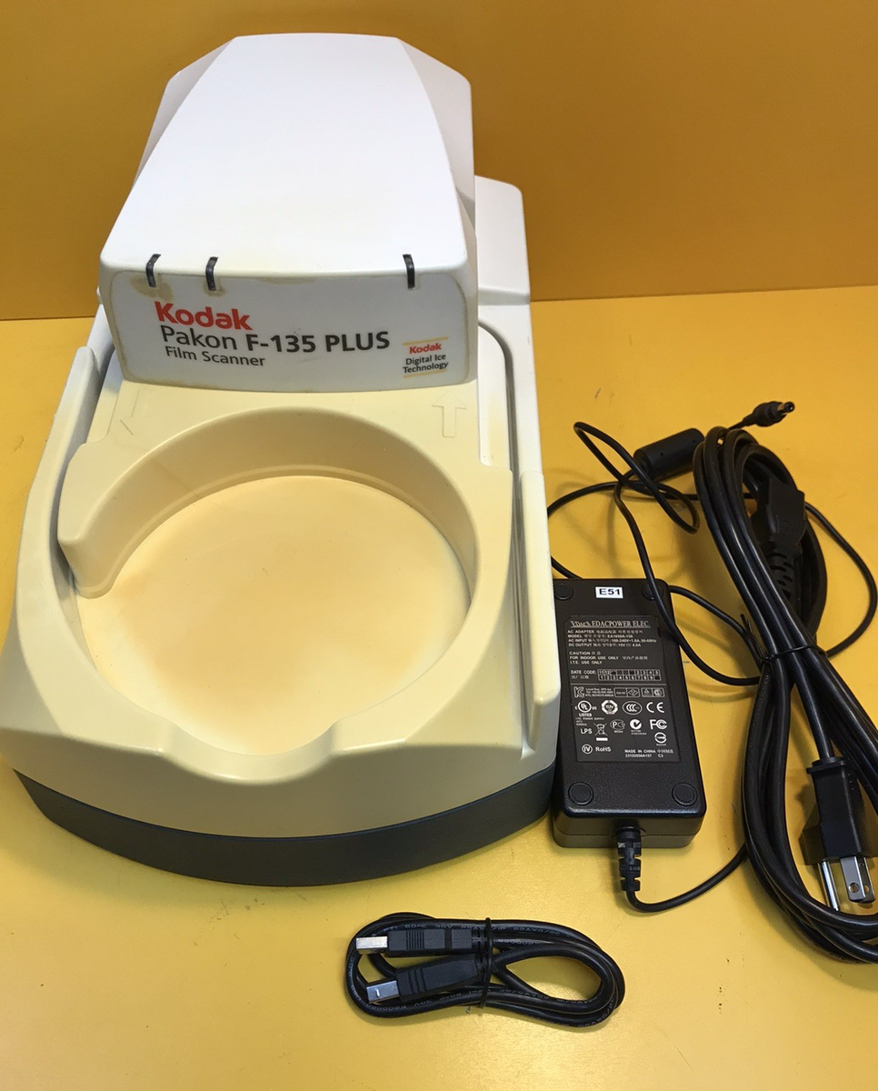 Kodak Pakon F135 PLUS Film Scanner For 35mm Film Tested Working 30