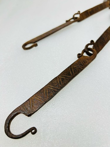 Antique Iron Hand Crafted Swing Chain Hook Old Iron Hanging Jhula Chain 2 Piece - Picture 2 of 10