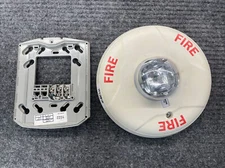 System Sensor SCW Ceiling Mounted Strobe Selectable Strobe Setting White 24V