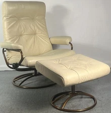 Vintage Mid Century Ekornes Stressless Recliner /Ottoman Cream Leather on Brass