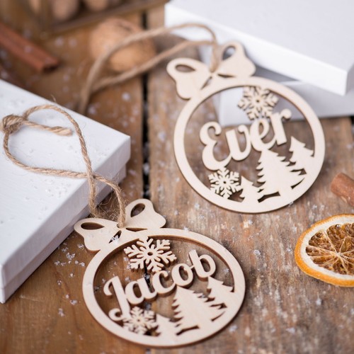 Wooden Christmas ornament, Personalized name snowflake,Holiday gift - Picture 6 of 7