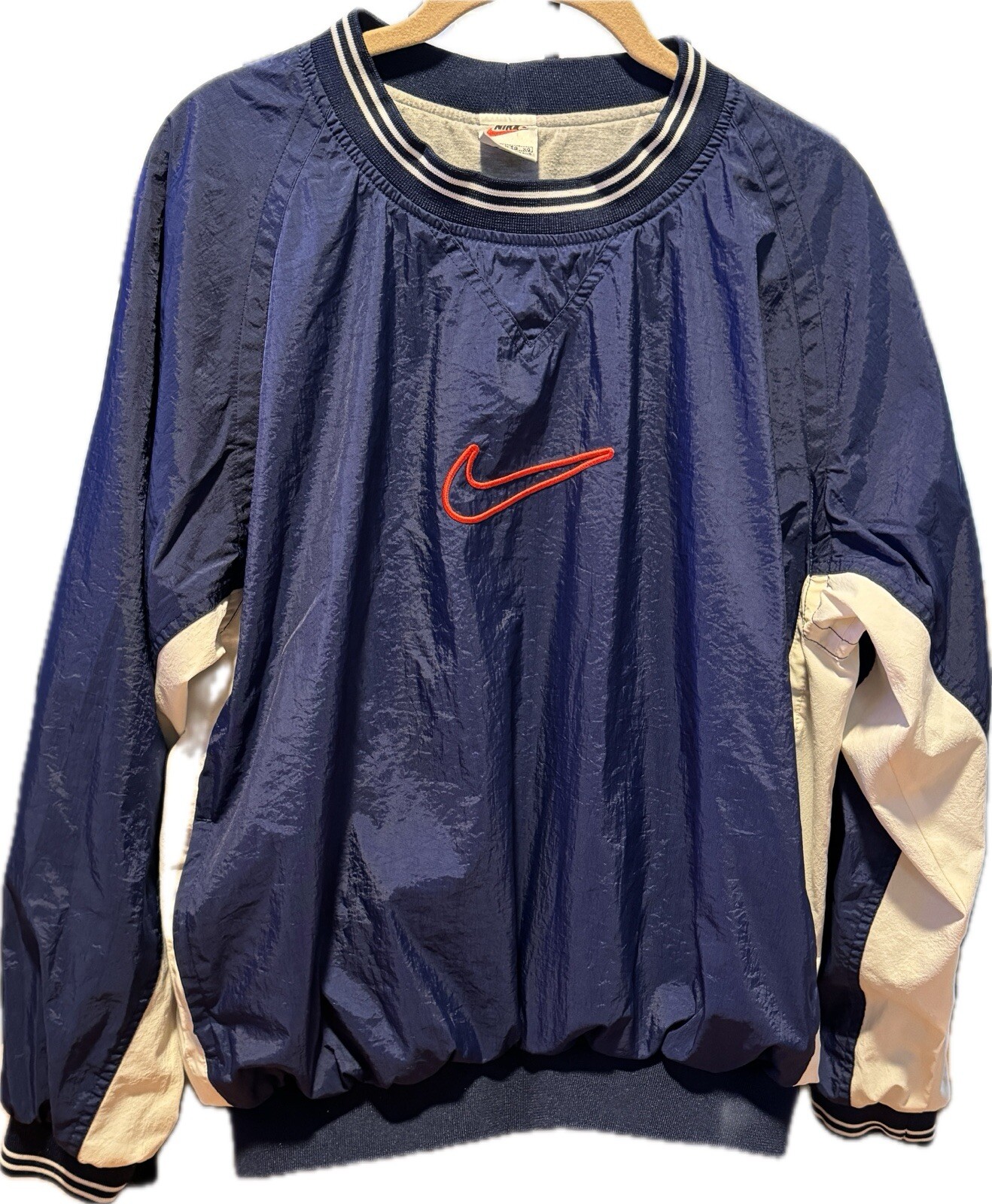 Vintage NIKE Blue & White, Center Swoosh Windbreaker Pullover Men Tag XL Pockets